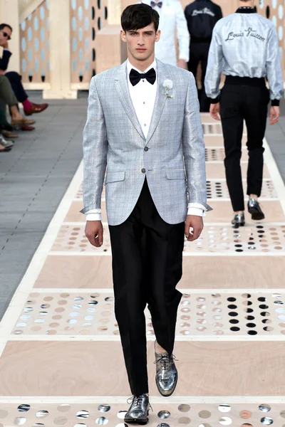 Look 34
